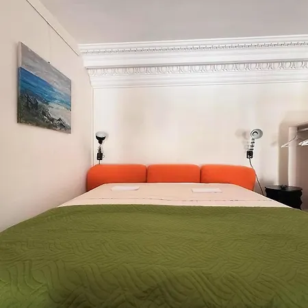 Design Loft In The Heart Of شقة جنوة